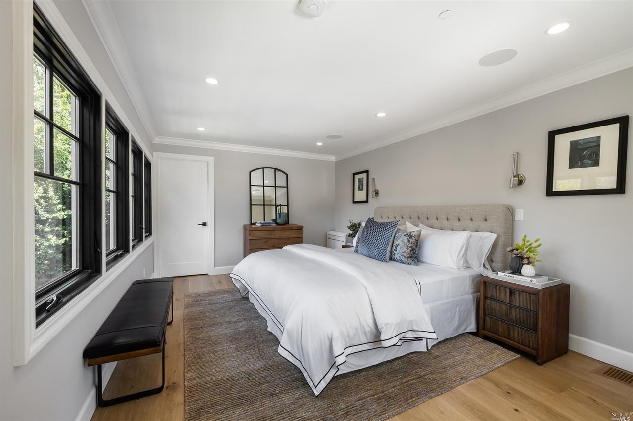 106 Locust Ave
