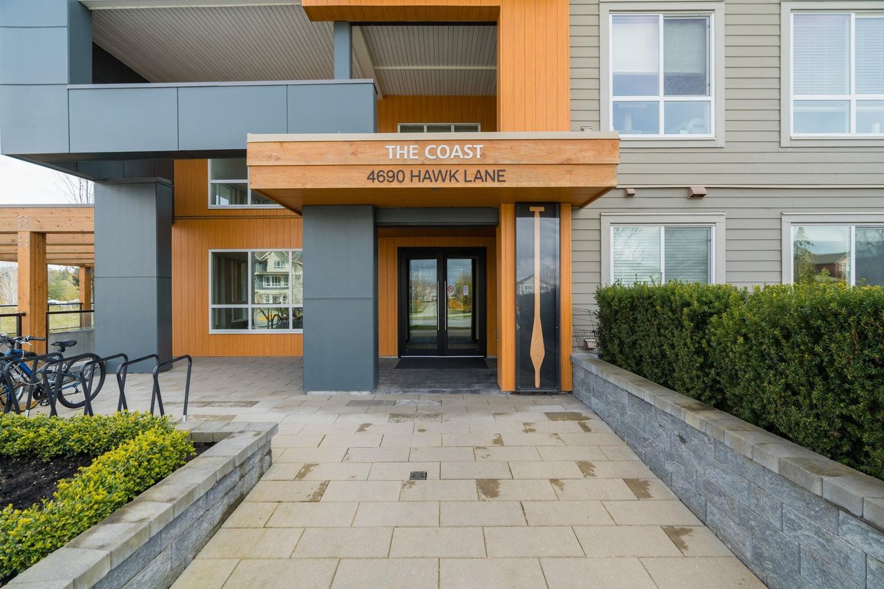 207-4690 Hawk Lane
