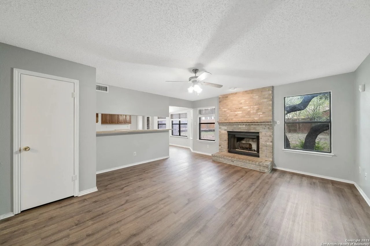 9010 Brickwood