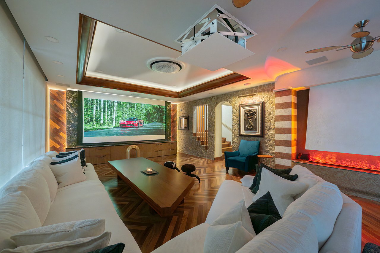 Luxury Estate with Panoramic Views, Santa Ana, San Jose