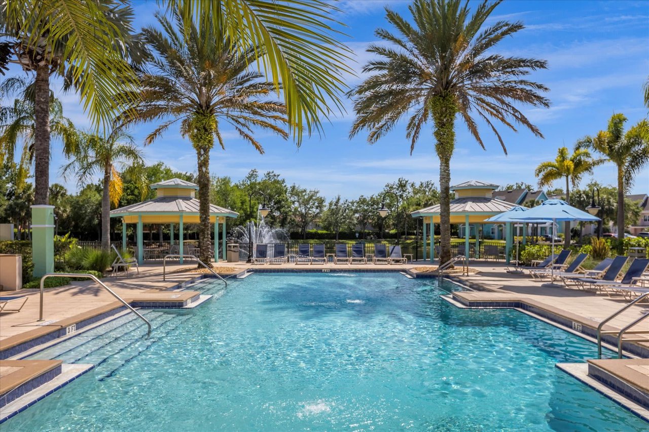 5008 MANGROVE ALY #202