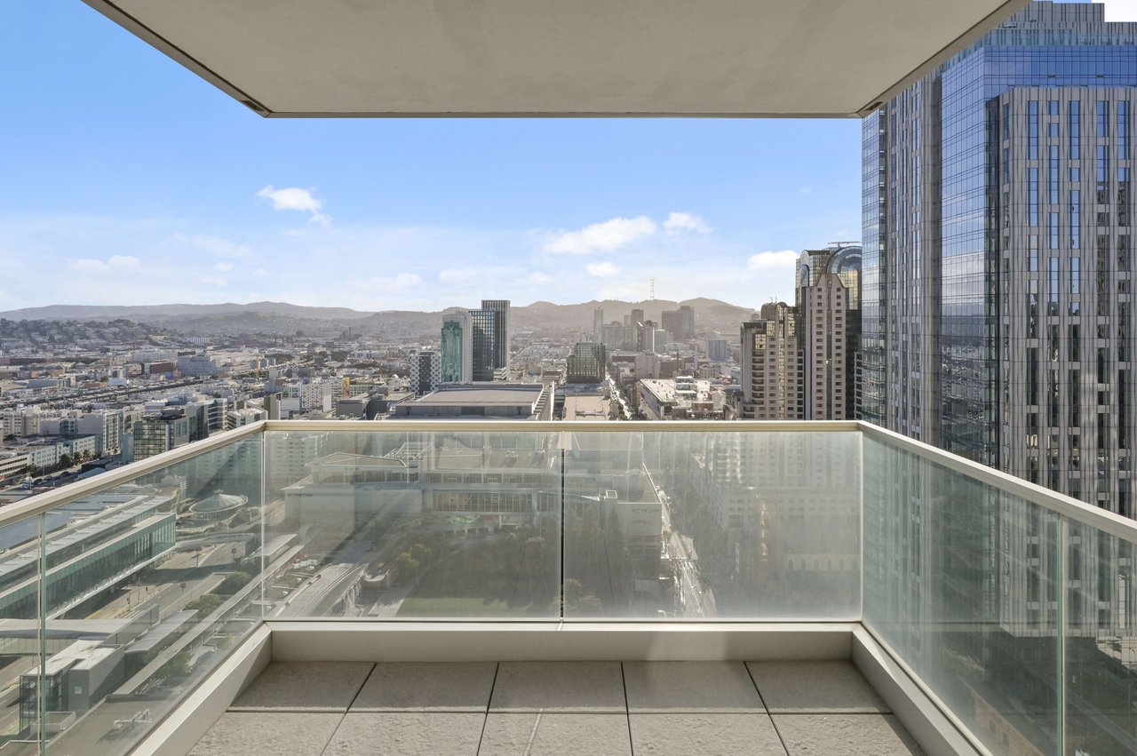 St. Regis Residence 30CD