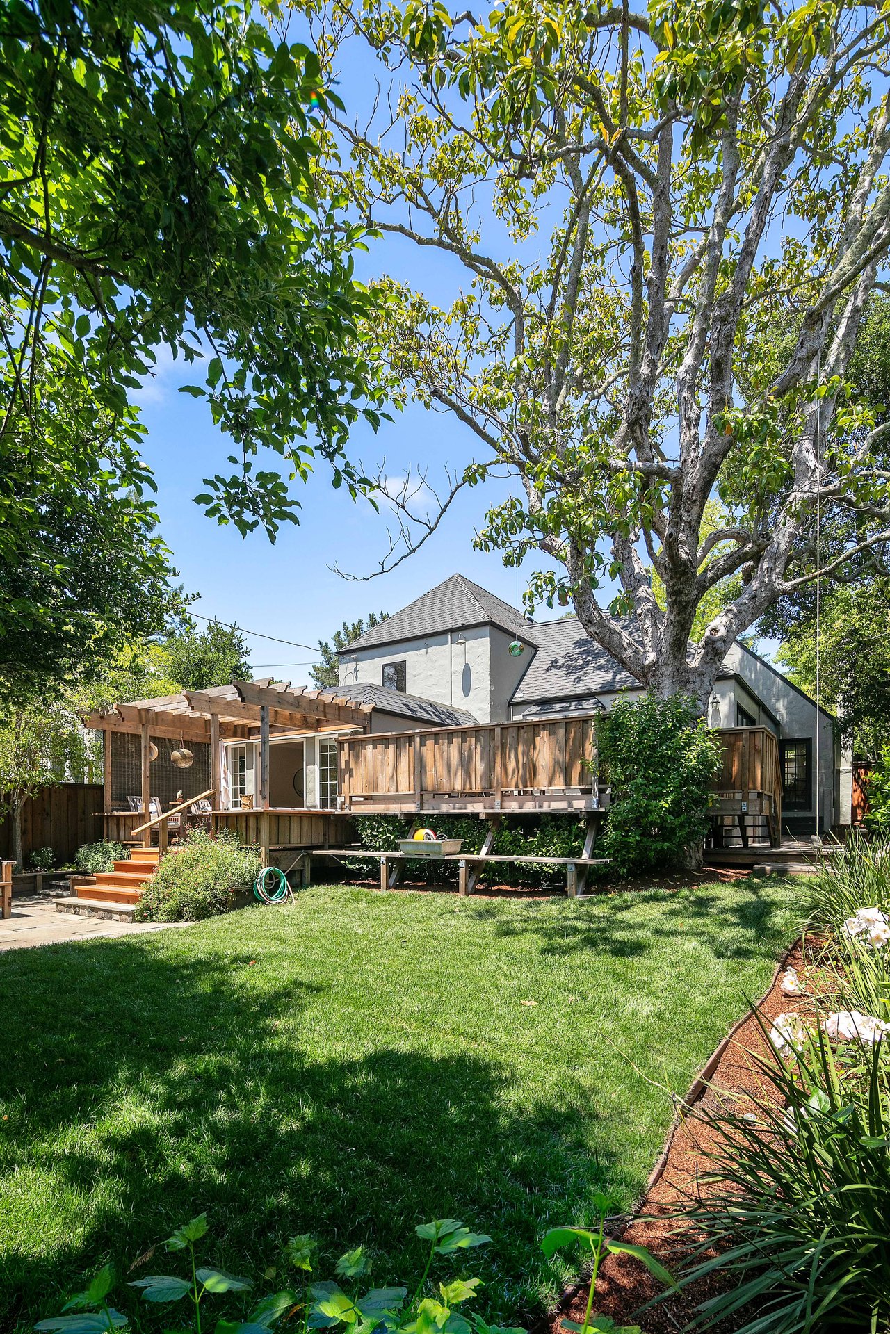 49 Rutherford Avenue, San Anselmo