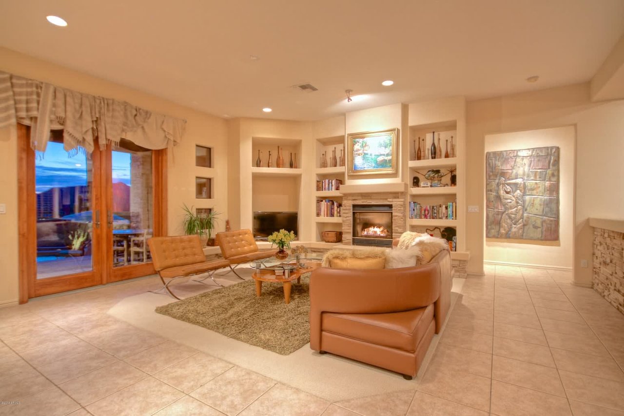 38840 N. Spur Cross Rd