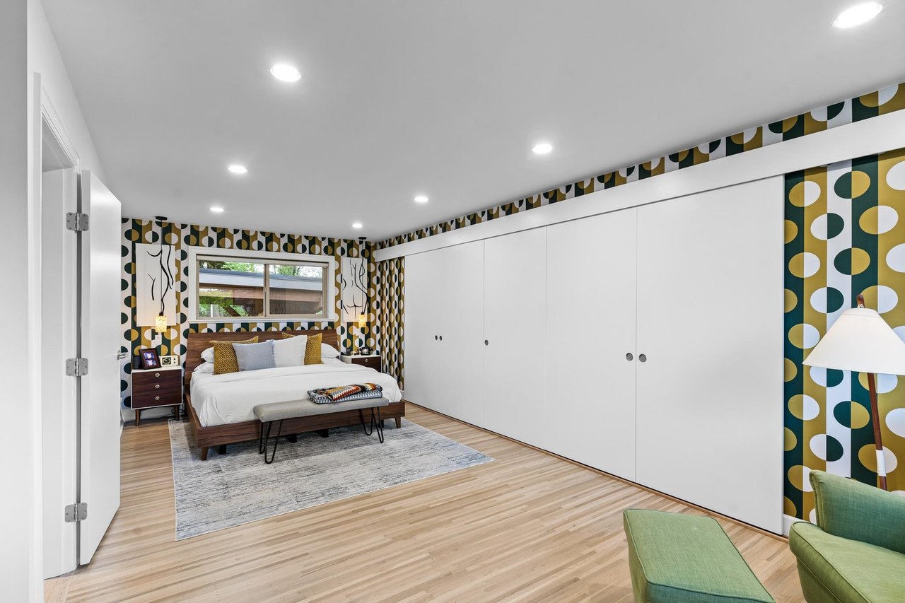 1720 Grover Ave