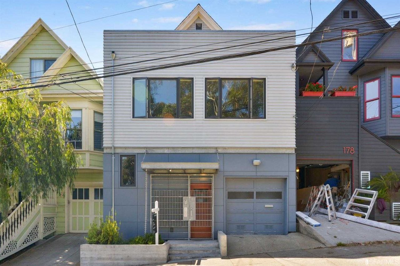 180 Holladay Avenue