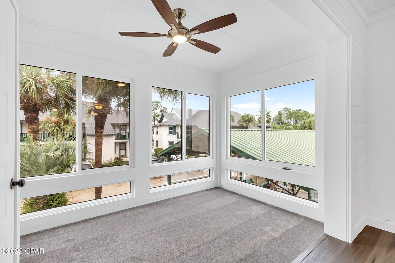 7813 N LAGOON Drive Unit 7C