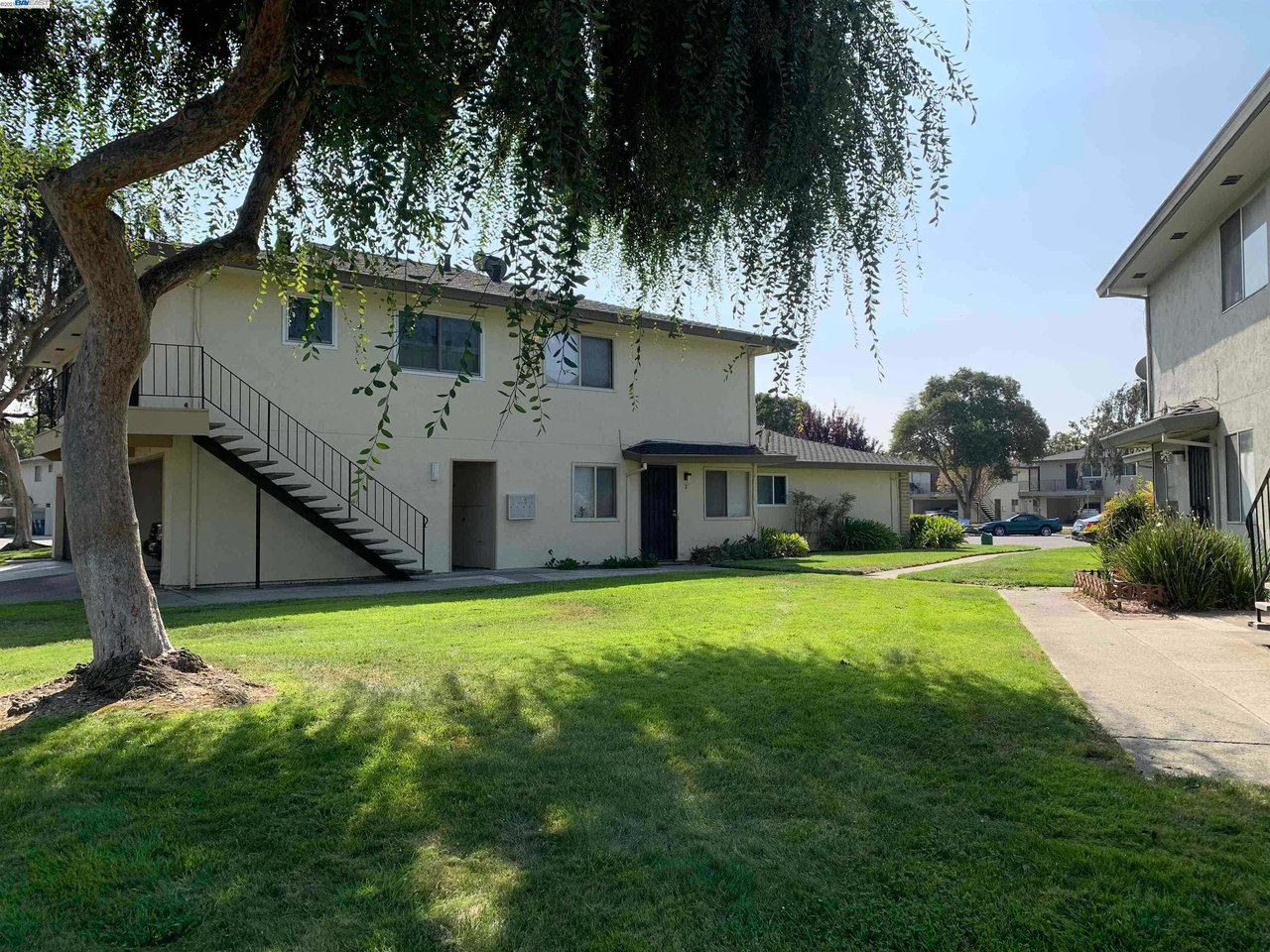 2127 Swan Ct Unit 2