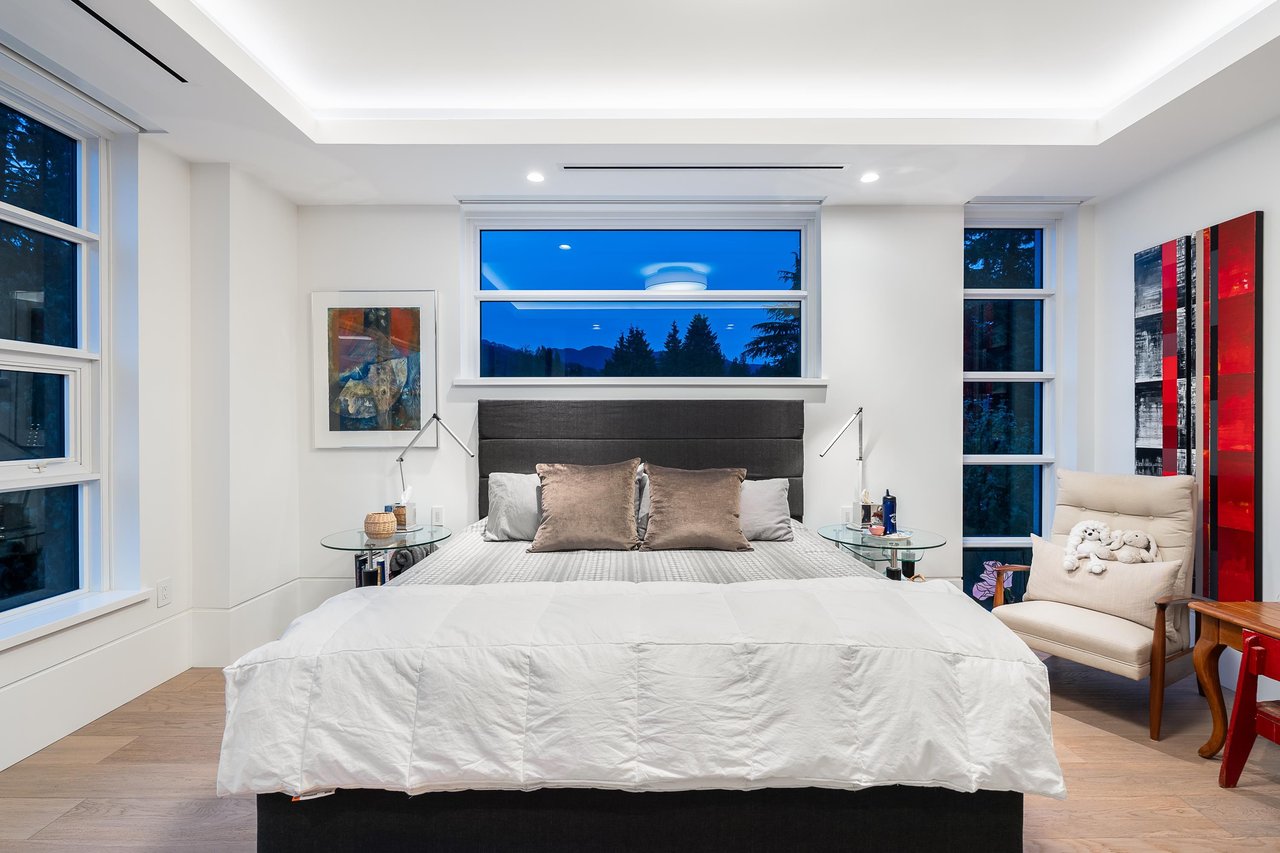 503-2289 Bellevue Ave