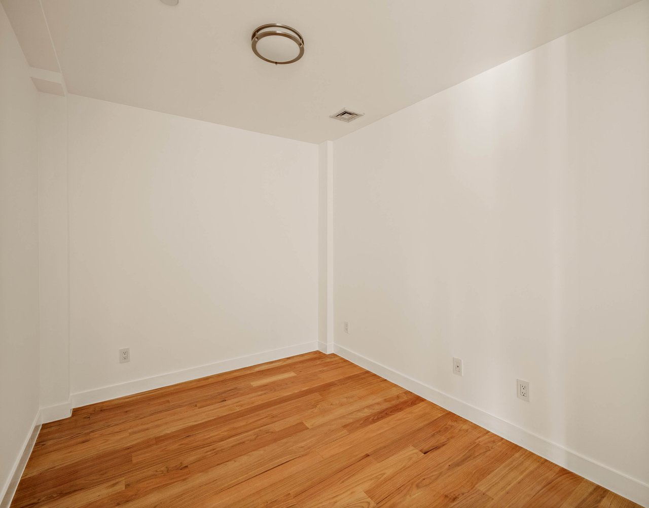 10-55 47th Avenue #3G