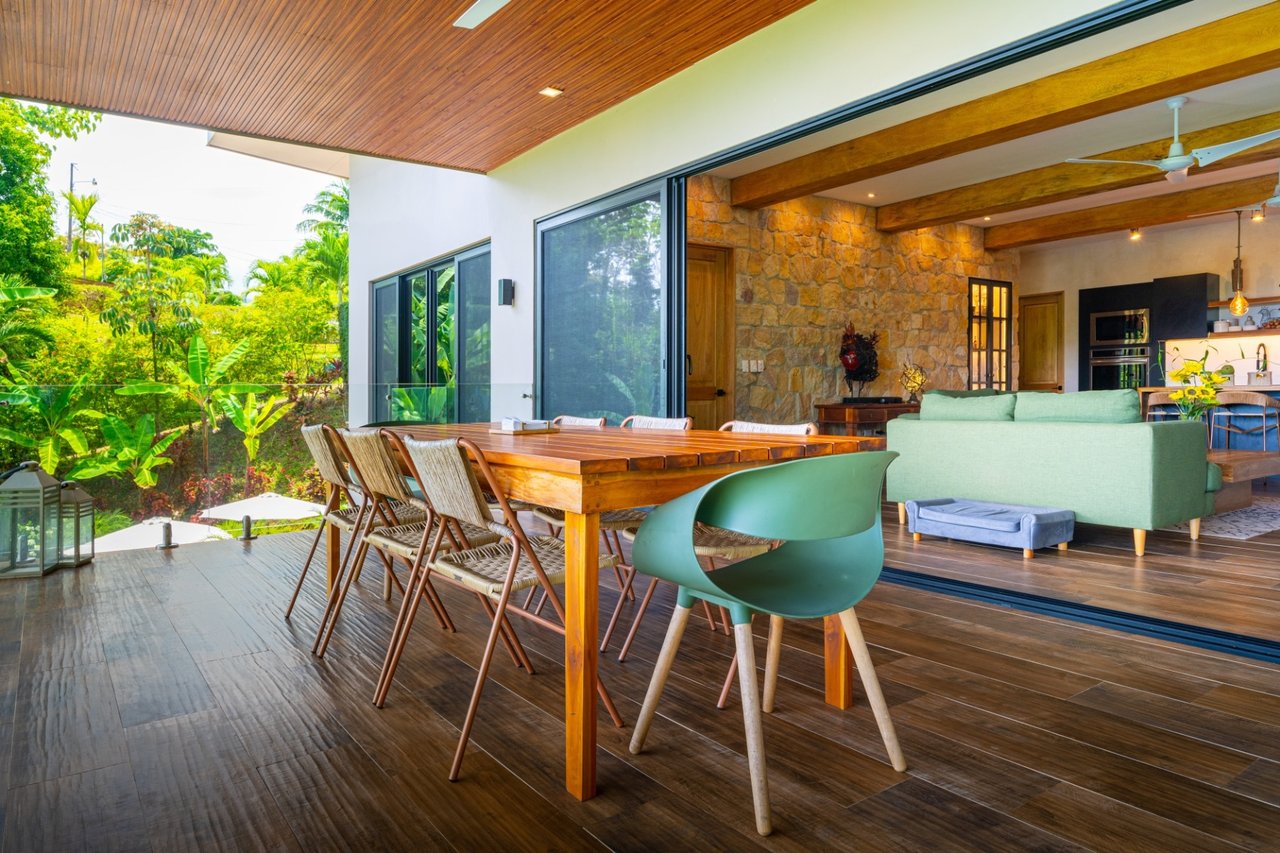 Oceanview Contemporary Luxury Estate, Ojochal, Puntarenas
