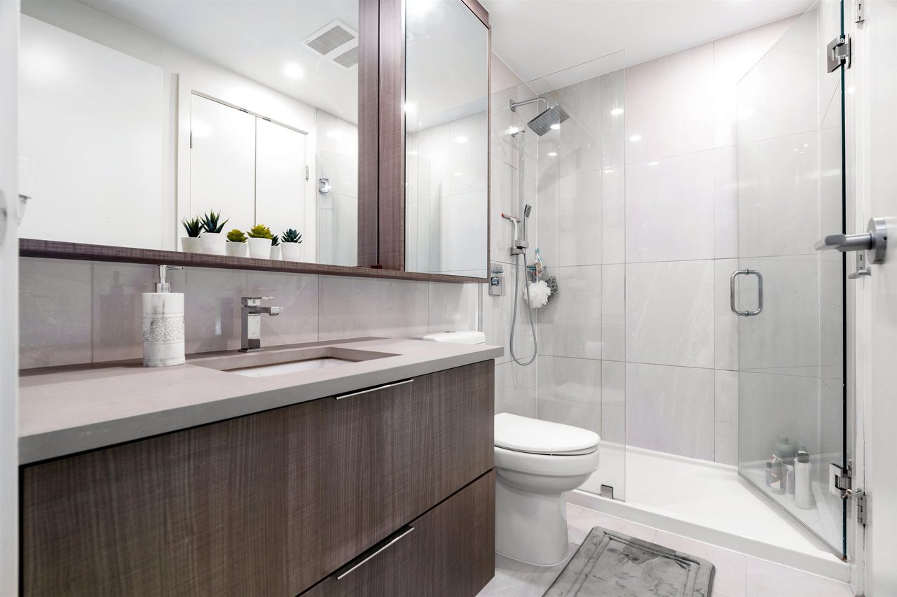 306-13318 104 Ave