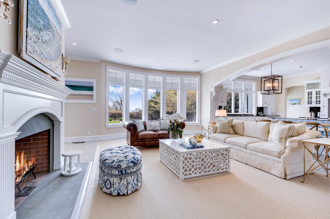 40 Barclay Dr