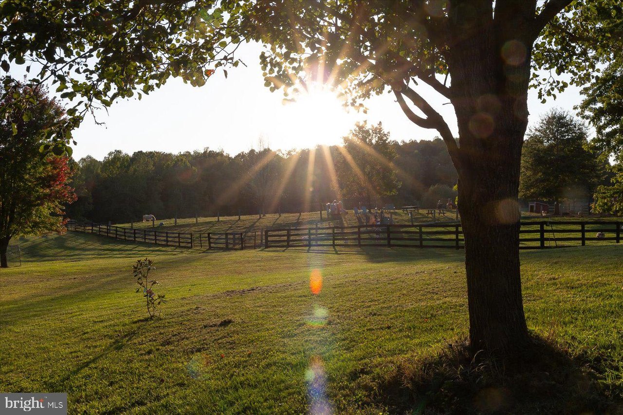 10623 Gravel Rd