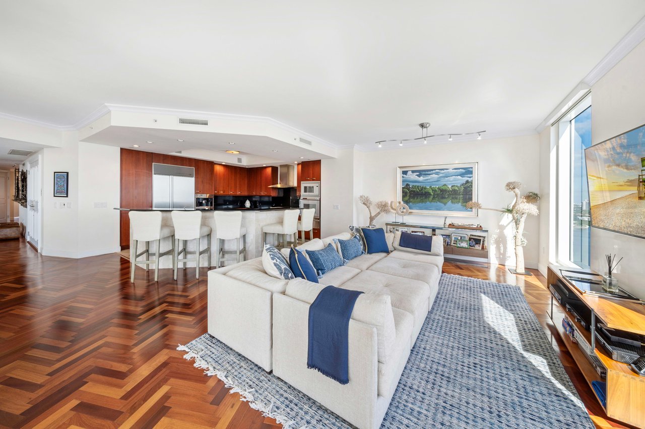 6000 Island Blvd # 2406