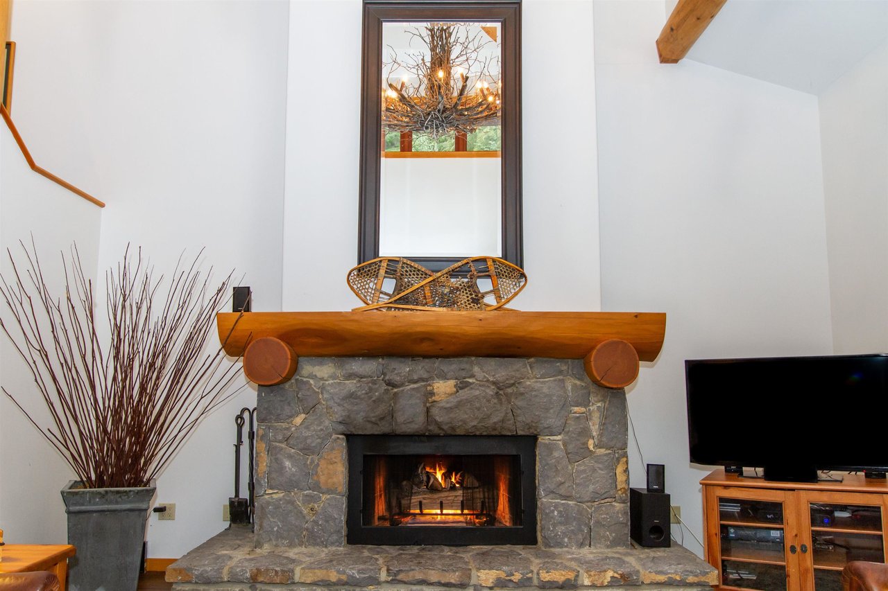 6-2240 Nordic Dr
