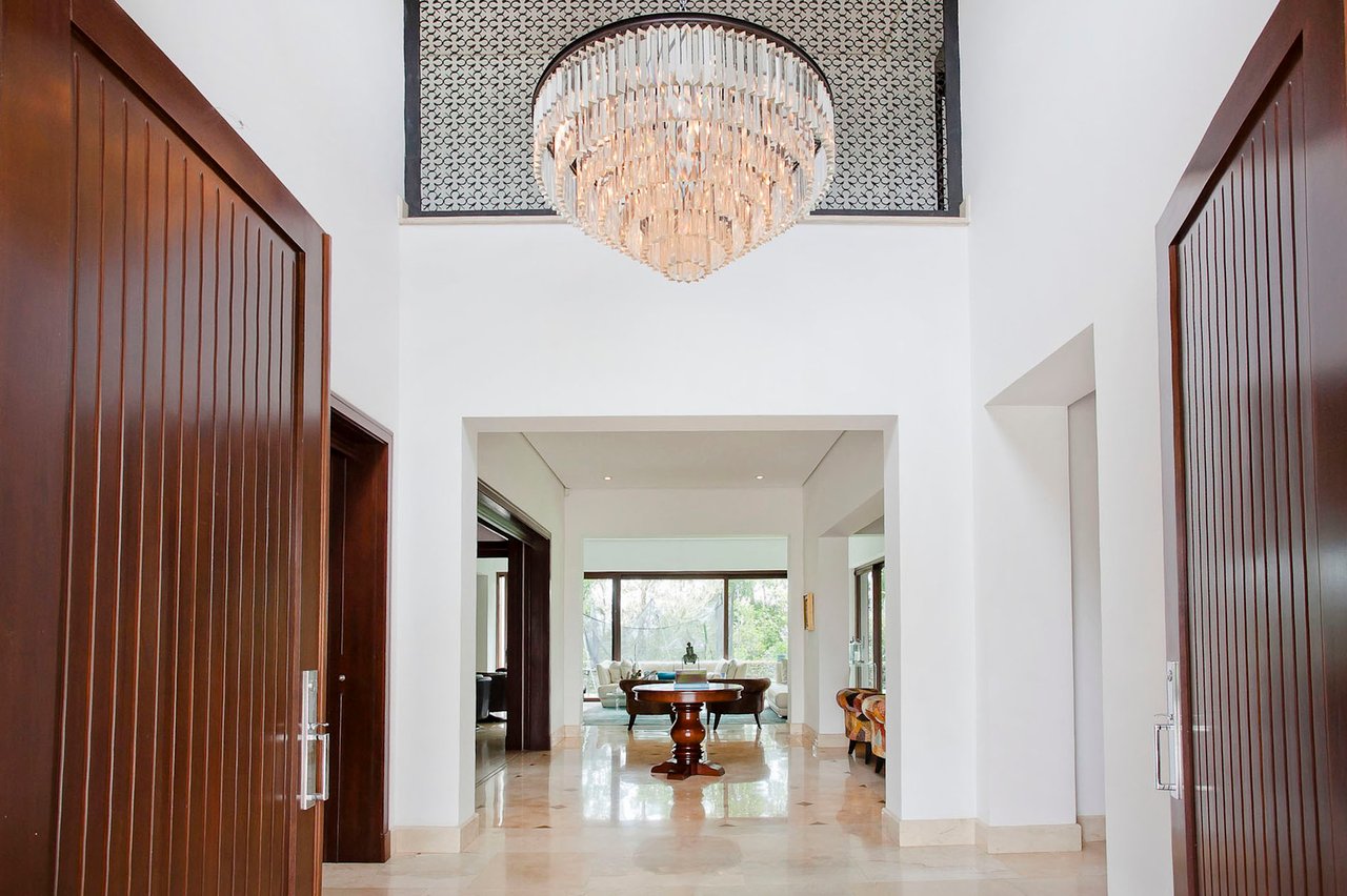 Grand Golf Course Luxury Estate, Curridabat, San Jose
