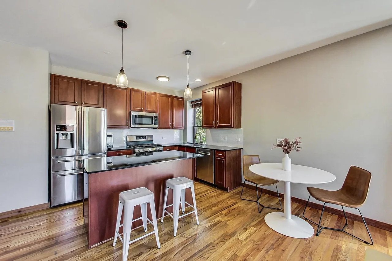 1659 W Addison St., Unit 2