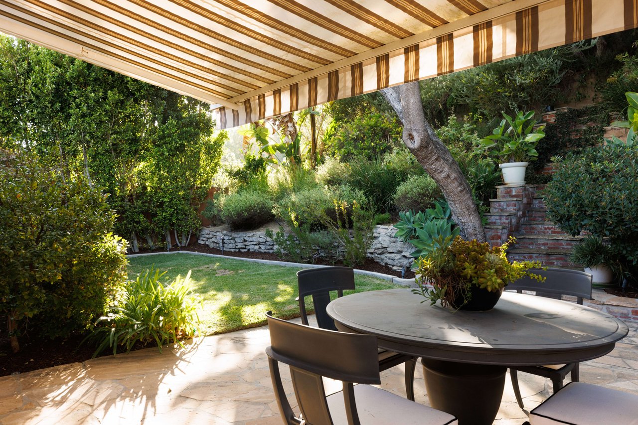 A Sophisticated c. 1938 Traditional in Los Feliz 