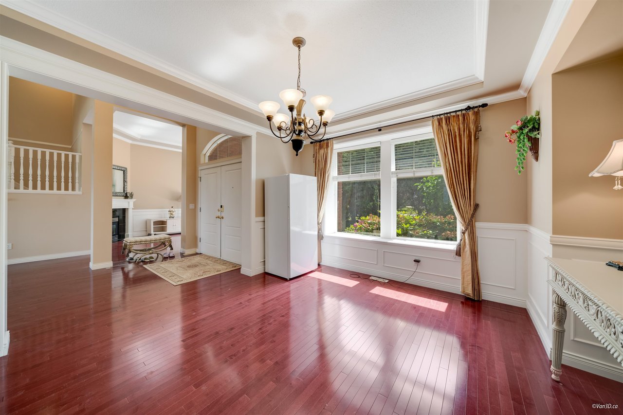 16495 111 Ave