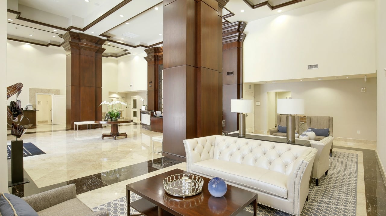 701 S Olive Ave, Apt 709