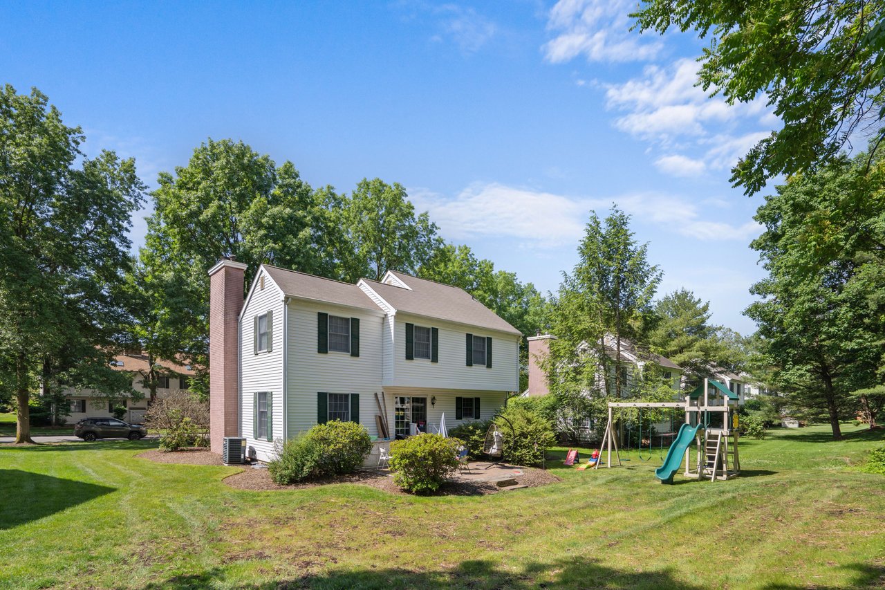 306 Alexandria Way