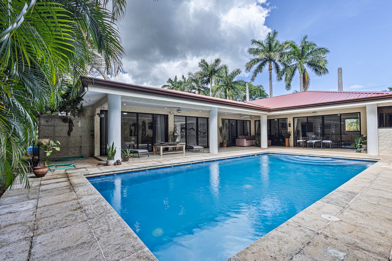 Single Story Family Home, Papagayo, Guanacaste