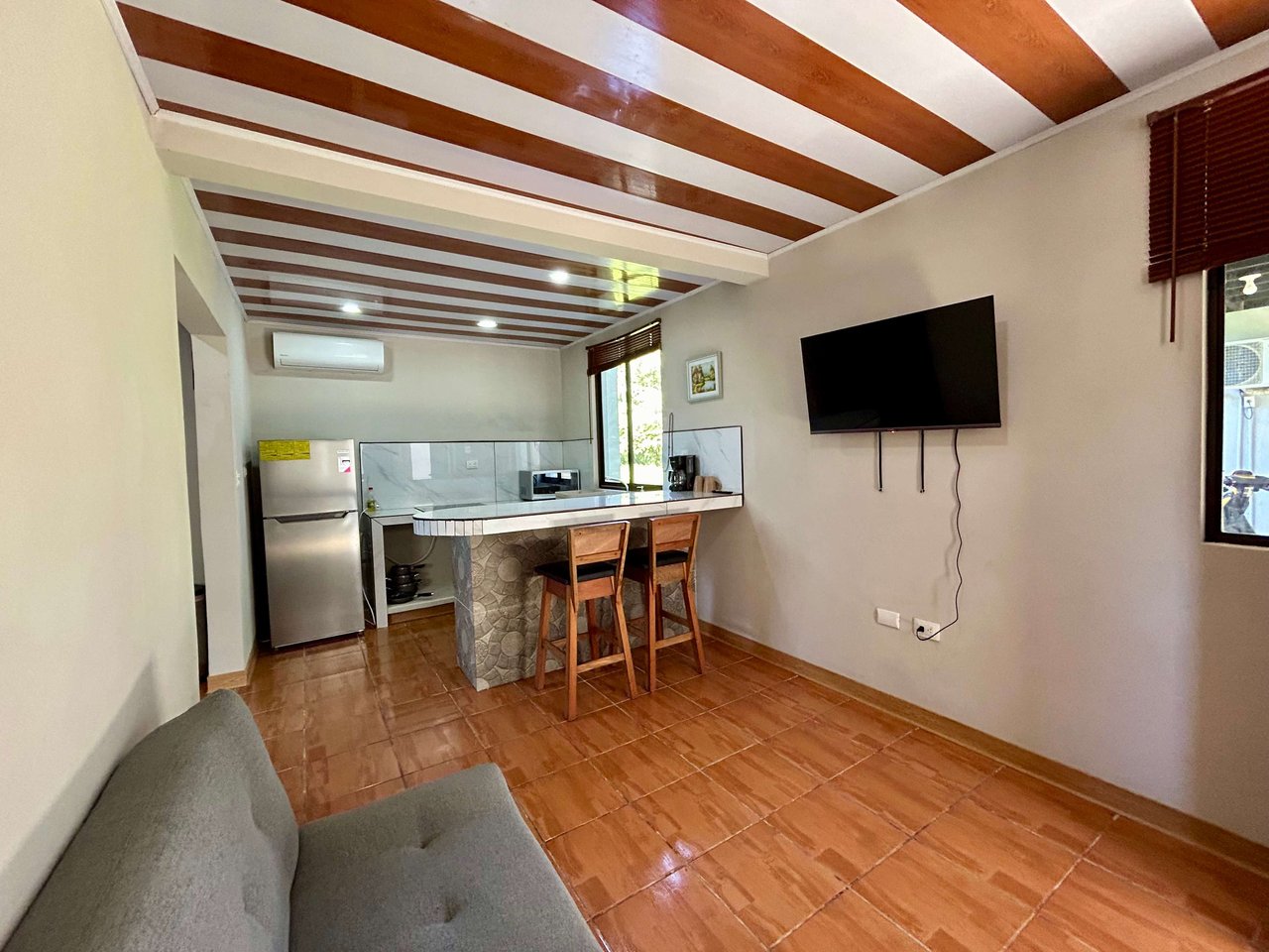 8-Unit Apartment in Bahía, Walking distance to the Beach