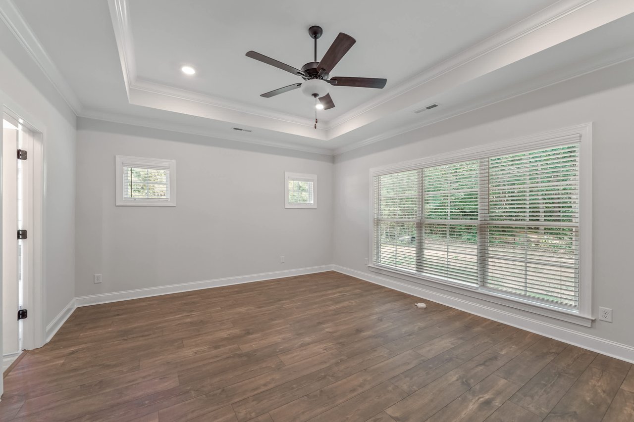 Gated Golf Community in Cherokee Ridge!