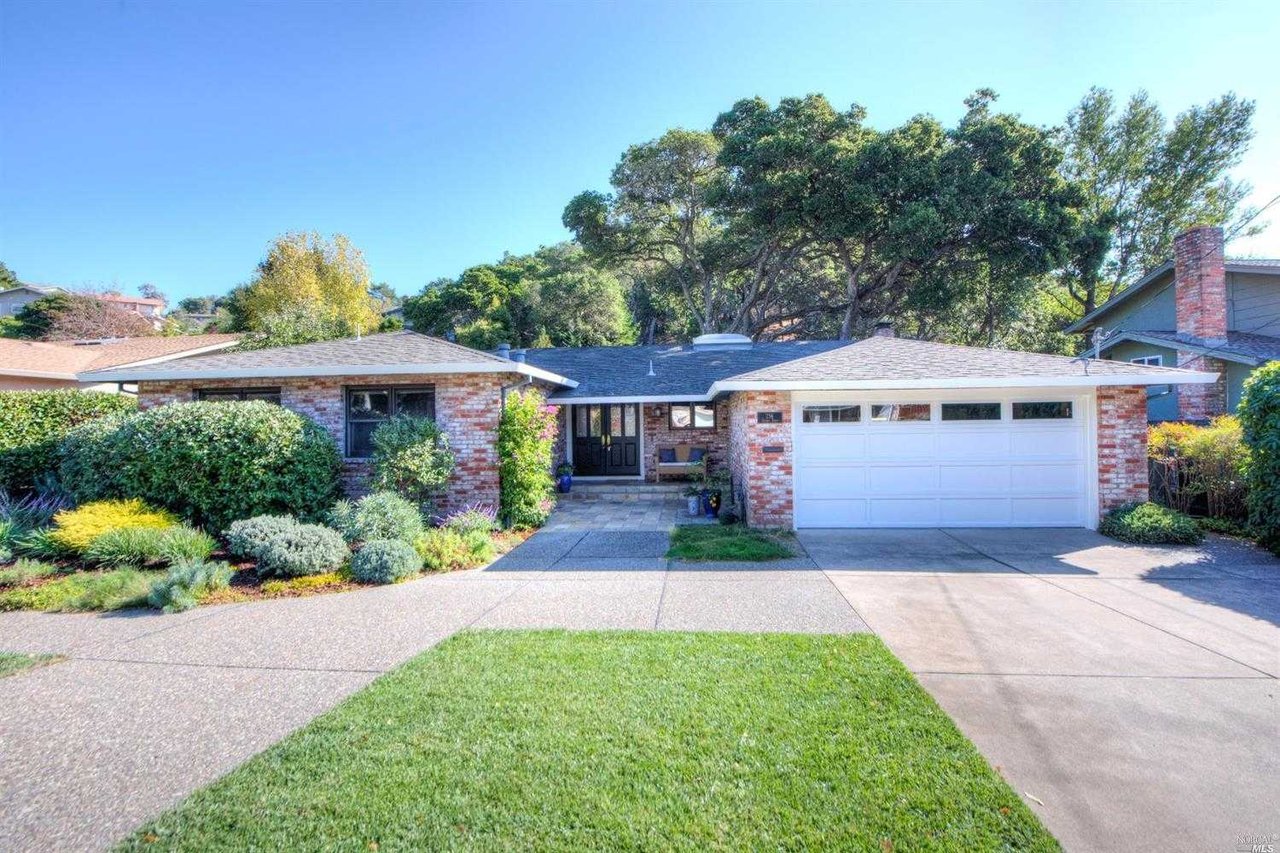 256 Knight Dr