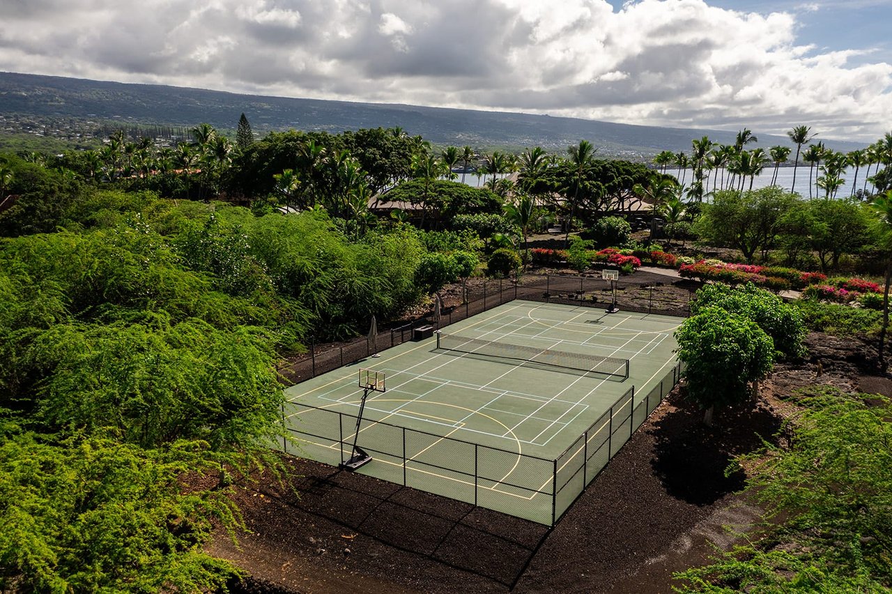 Royal Lanihau Estate