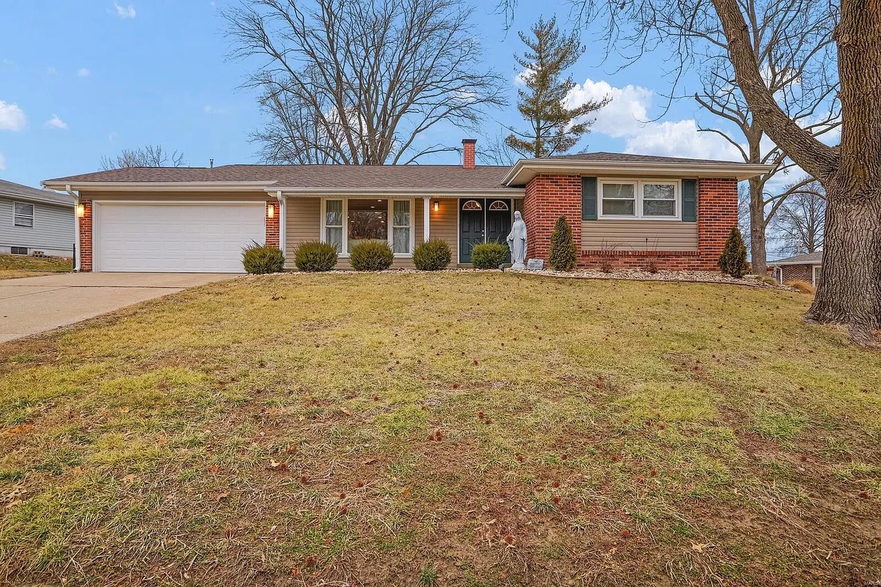 39 Janis Ann Dr