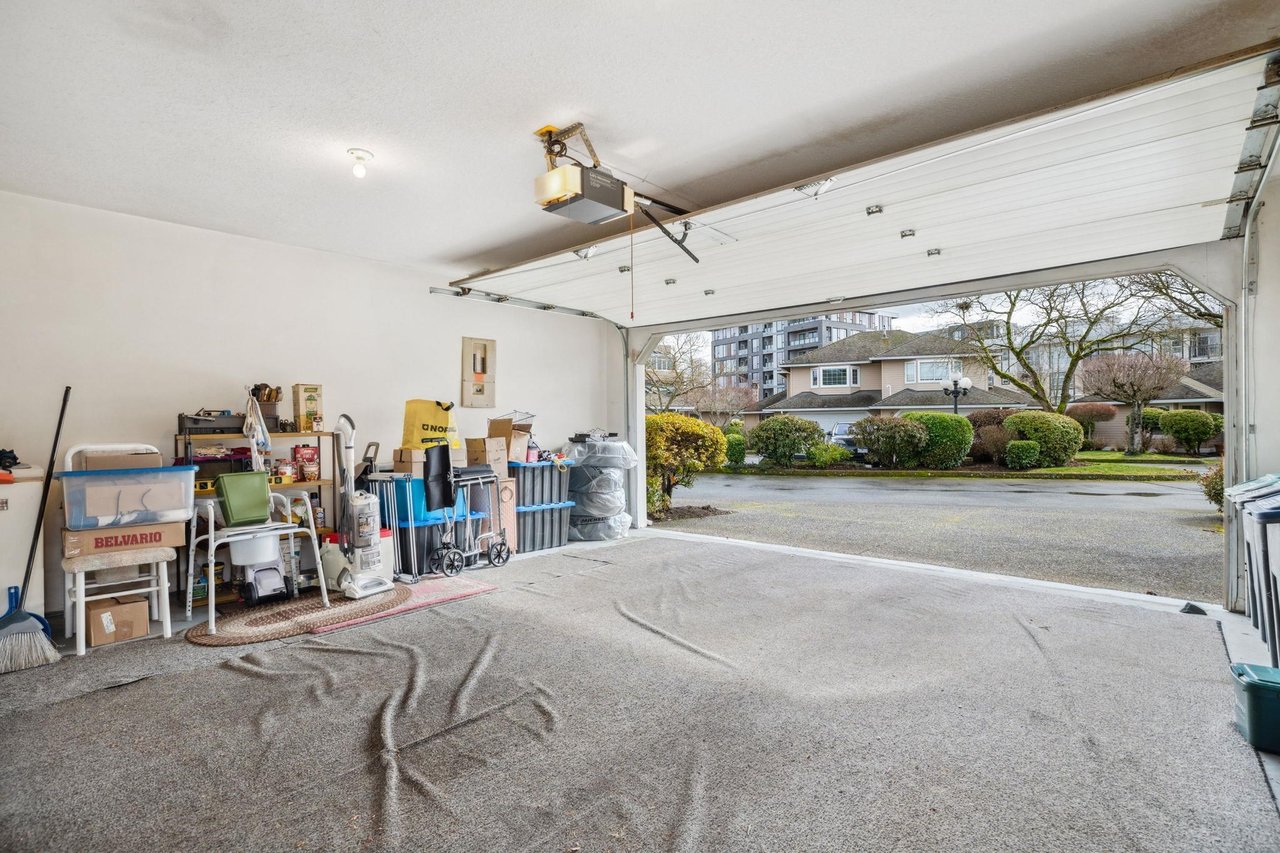 116-15121 19 Ave