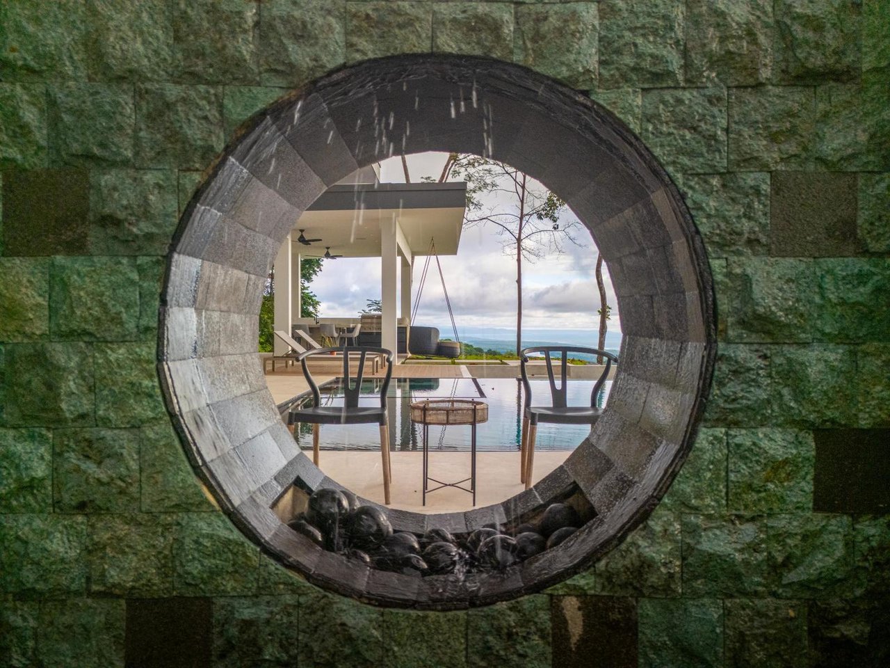 Private Solar Powered Ocean View Villa, Ojochal, Puntarenas