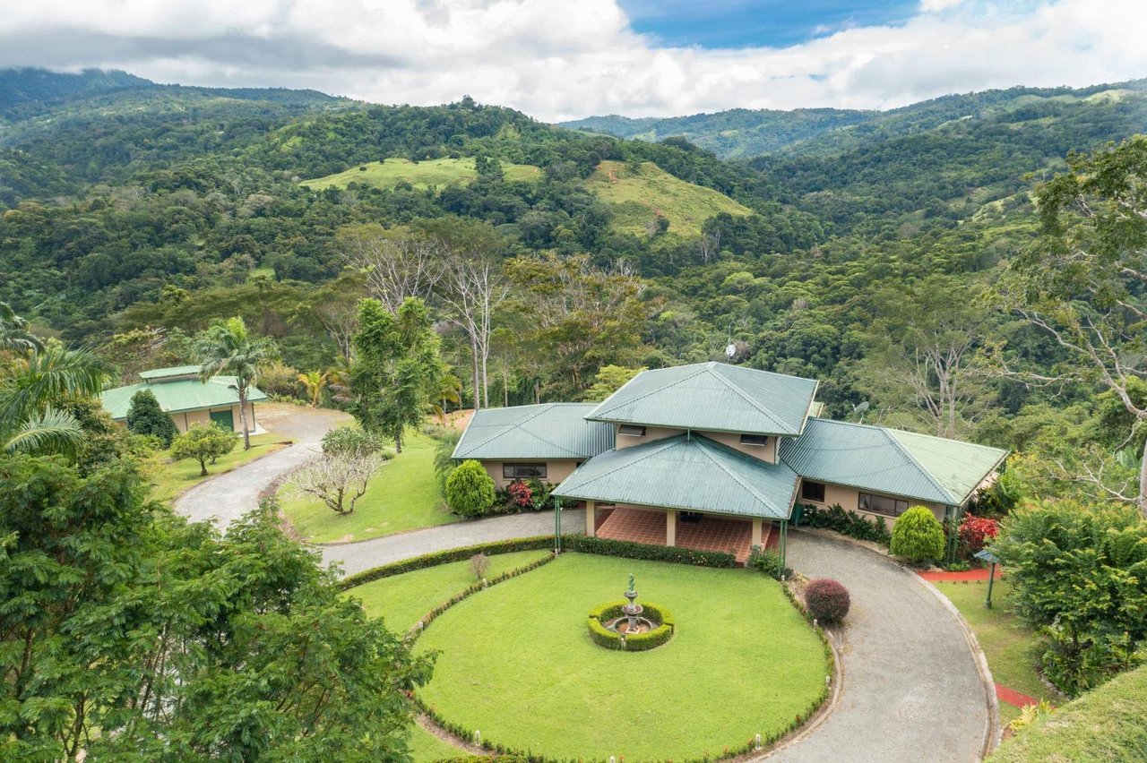 12.5 Acre Luxury Cacao Estate