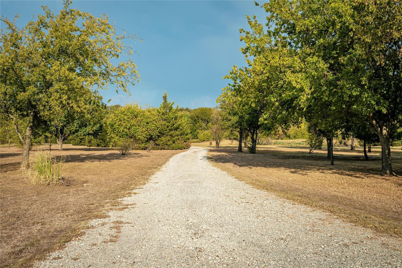 7390 Preston Road in Denison Has Just Hit the Market
