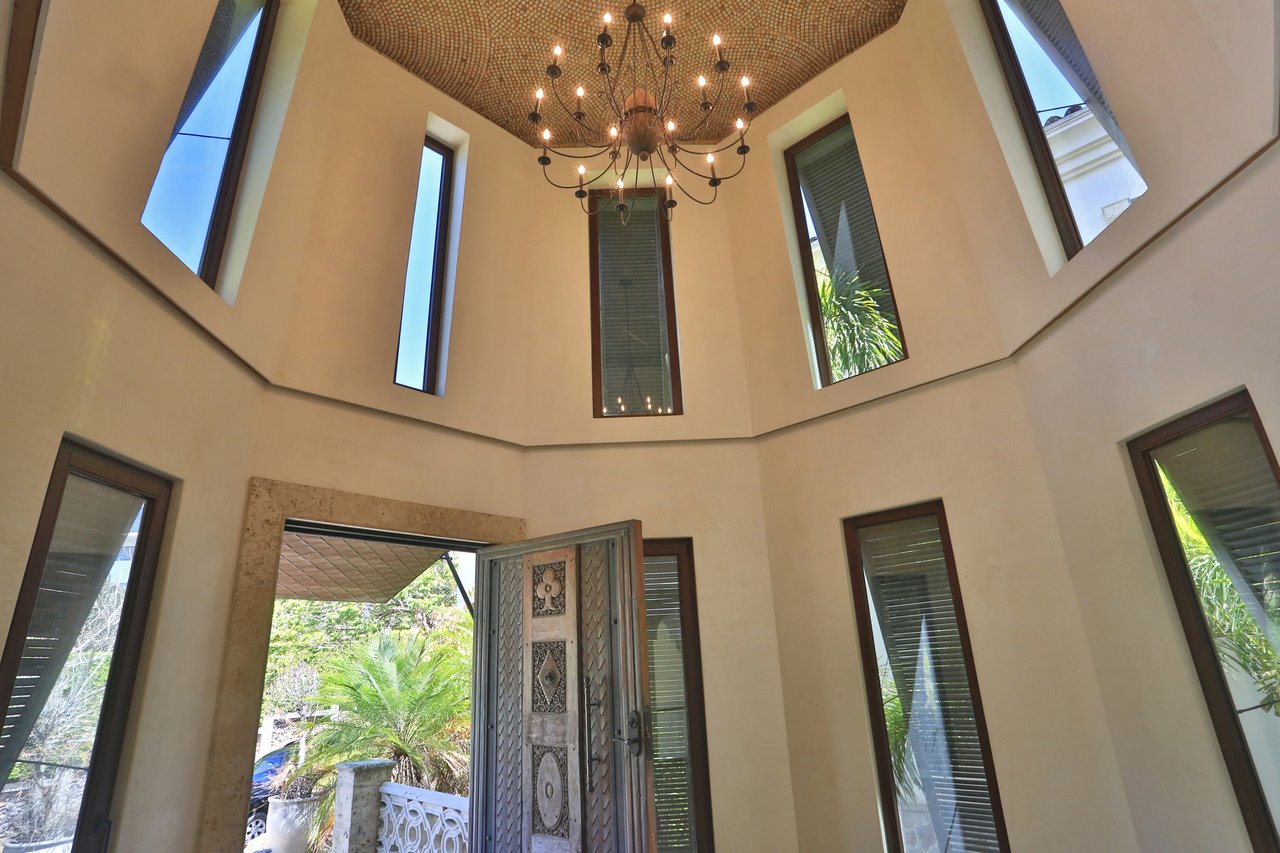 Mediterranean Estate with Guest House, Santa Ana, San Jose