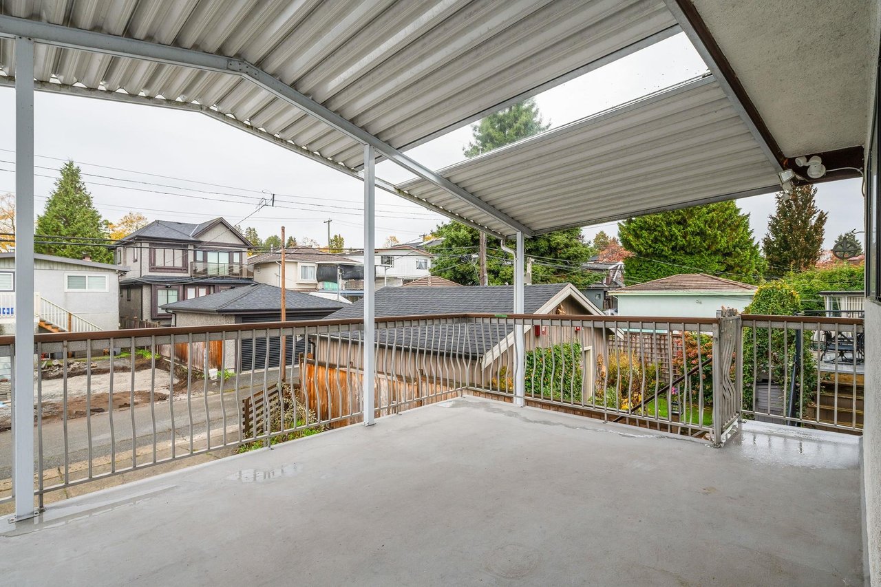 465 E 54th Ave