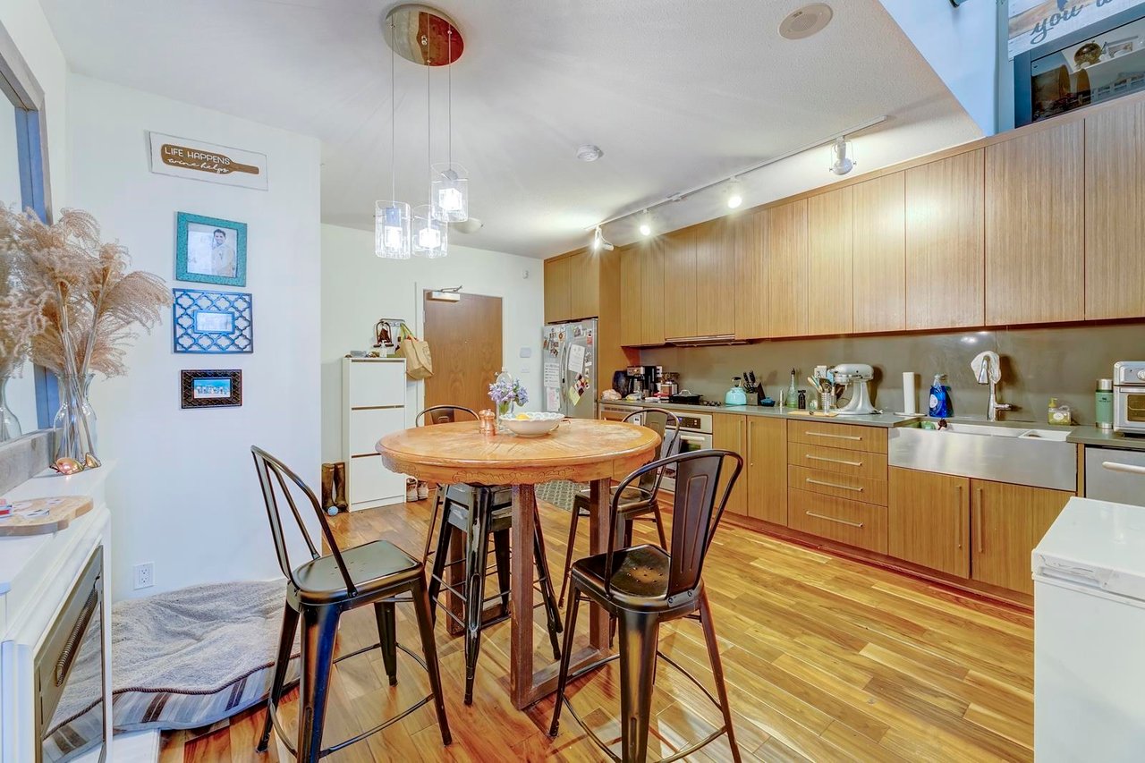 264 E 6th Avenue, Vancouver