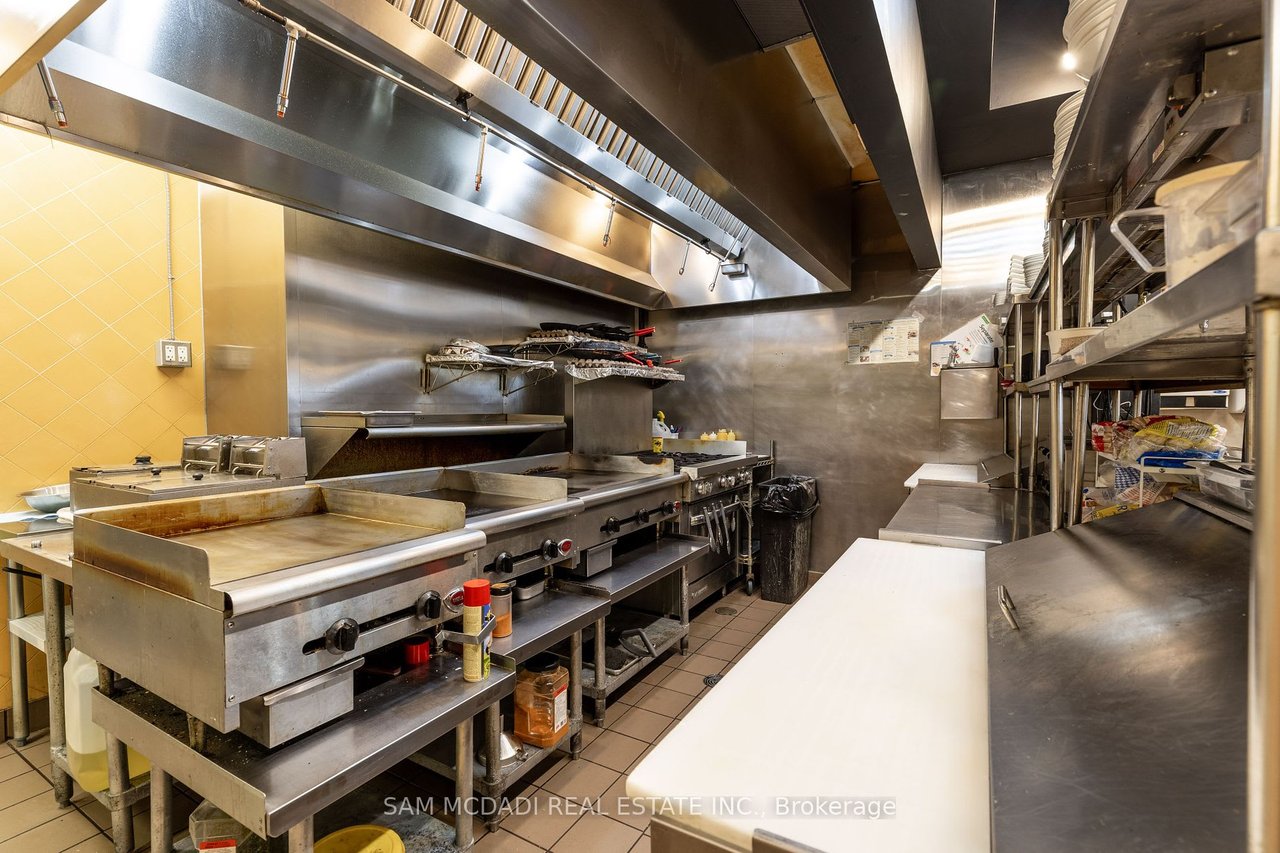 2501 Prince Michael Dr #6