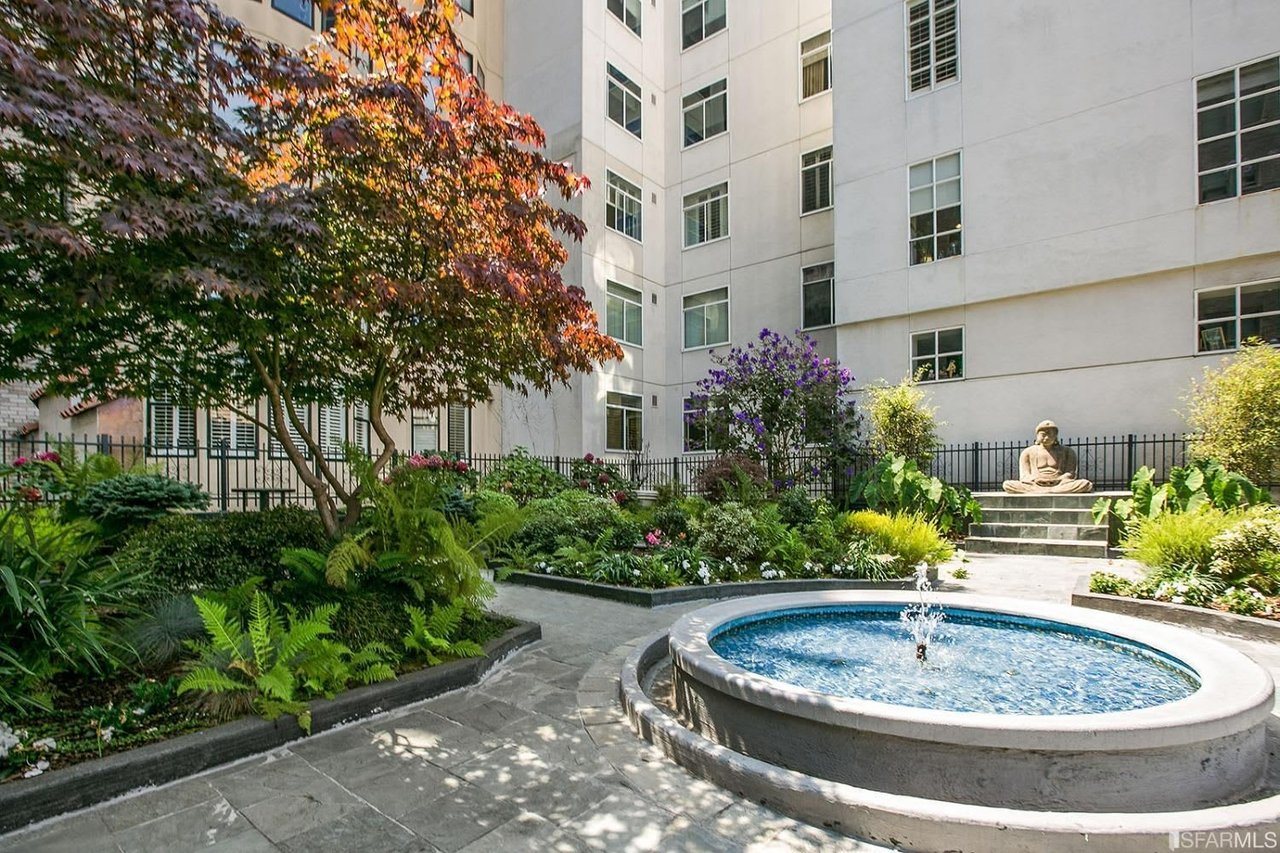 Iconic, Rarely Available Nob Hill Penthouse