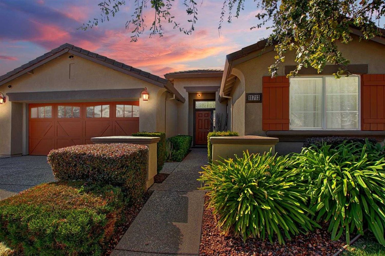 11713 Azalea Garden Way
