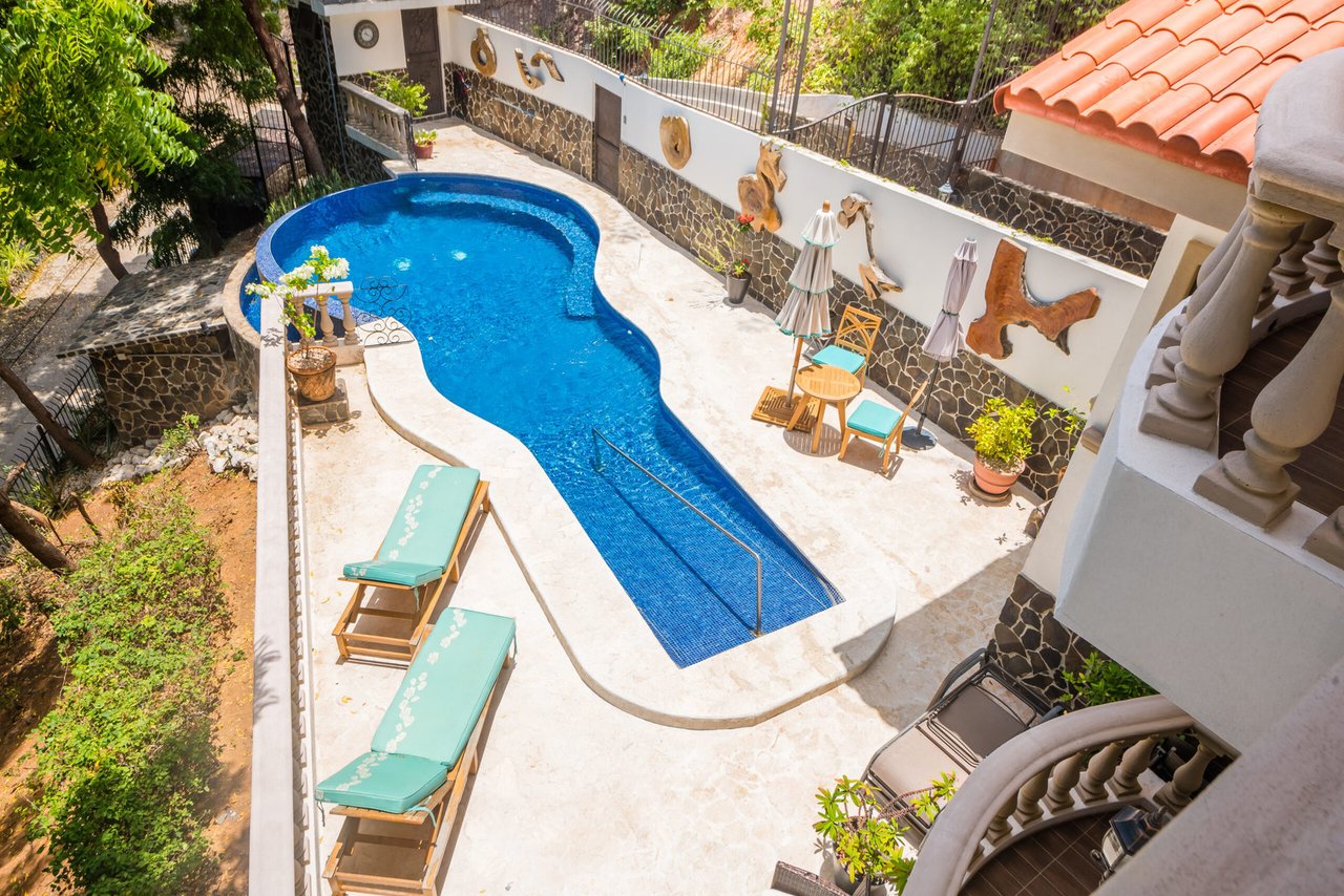 Infinity Pool Spanish Estate, Flamingo, Guanacaste