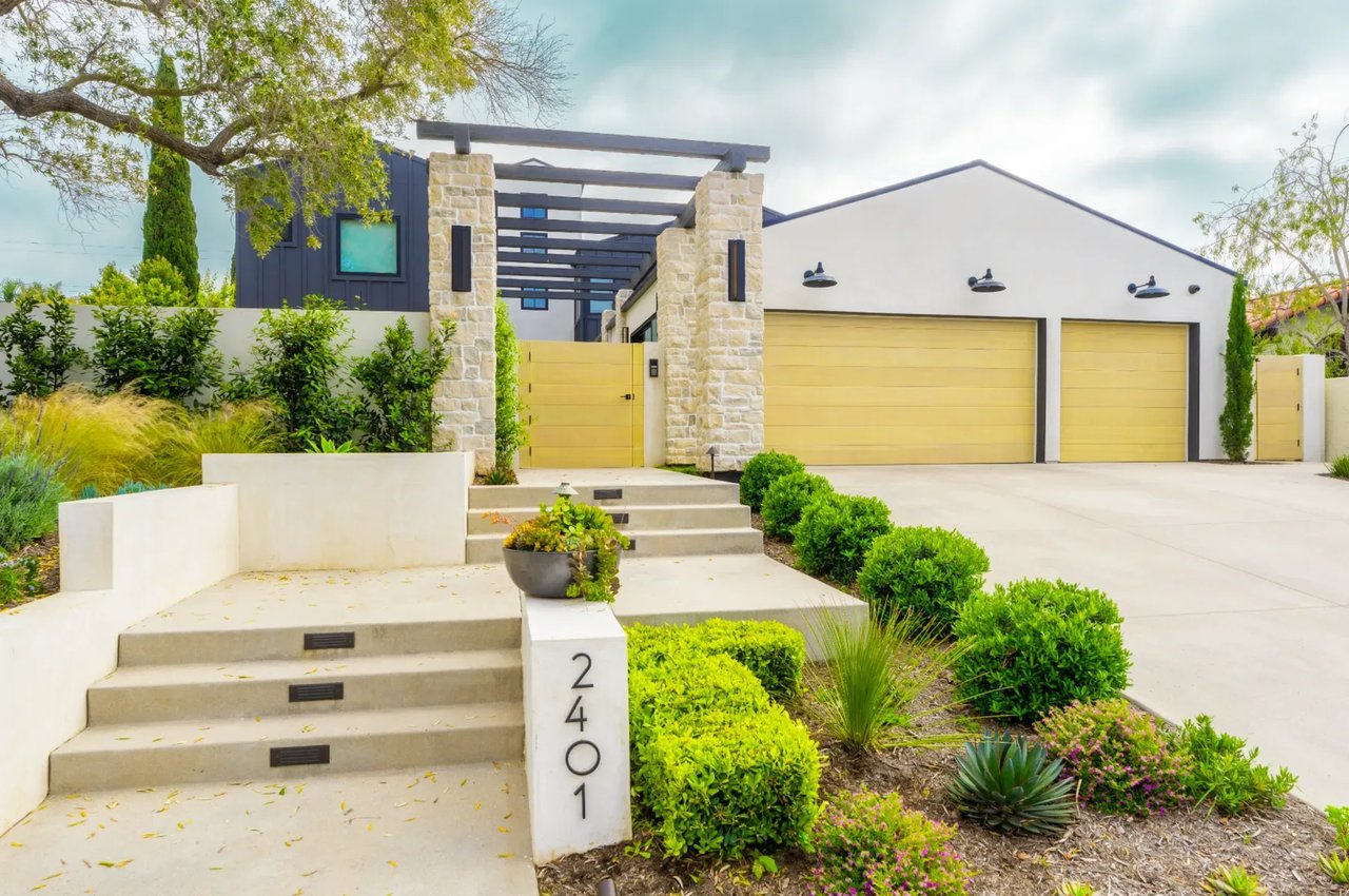 2401 Windward Lane