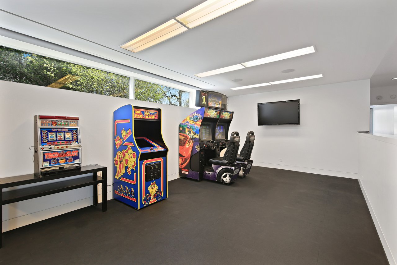 For Those Seeking An Extraordinary Lifestyle