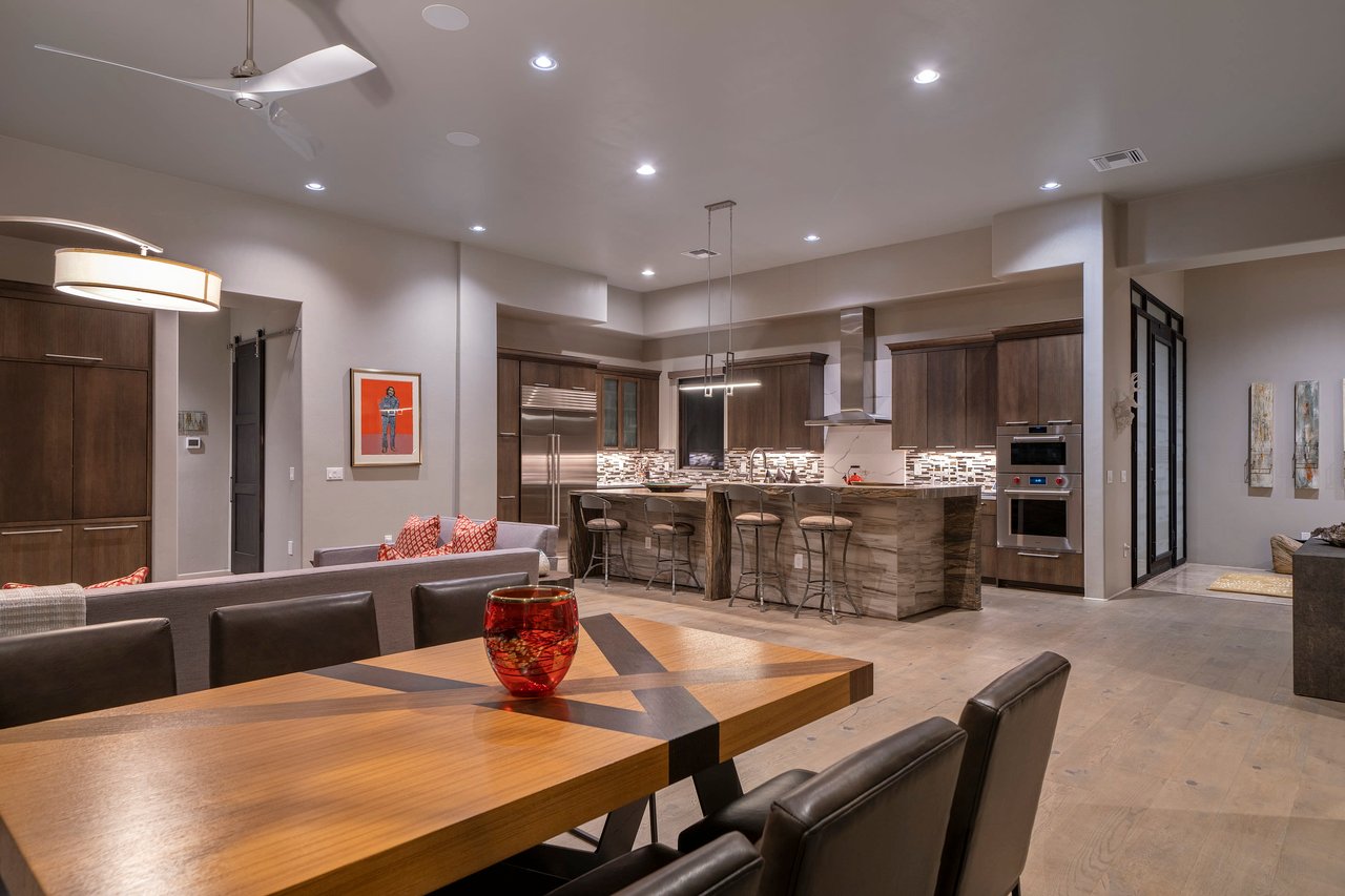 8005 N Barrel Cactus Drive