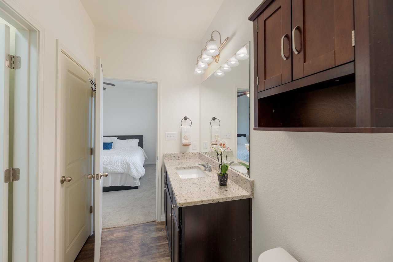 13912 Mark Christopher Way, Manor