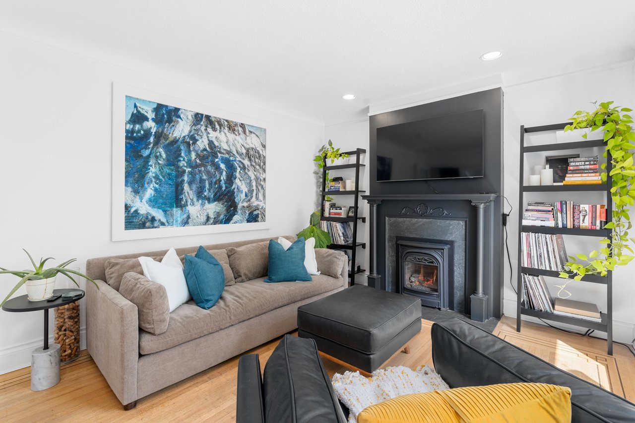 1001 W 19th St