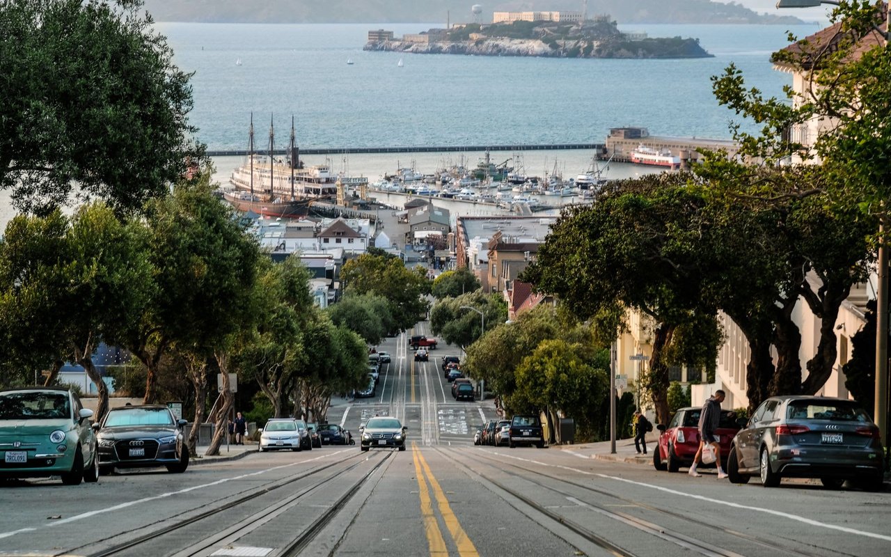 Inside an Ultra-Modern $30 Million Mansion That Overlooks the San Francisco Bay