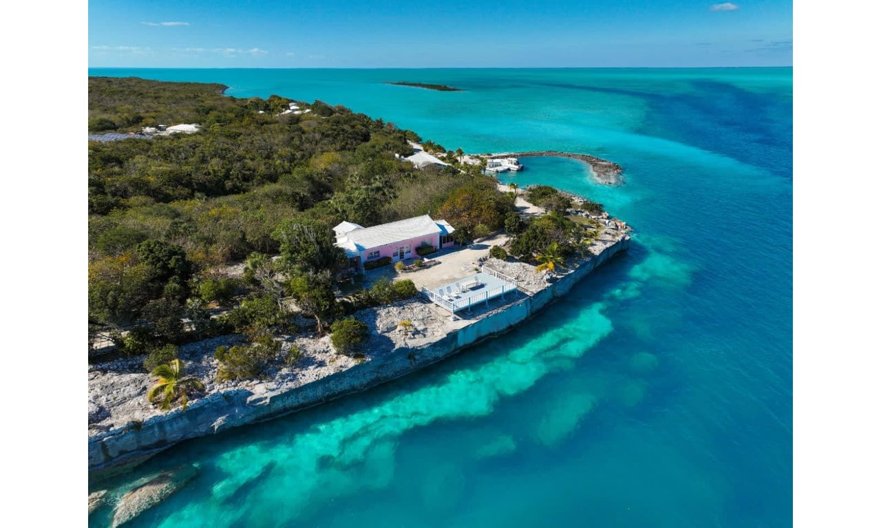 Hummingbird Cay